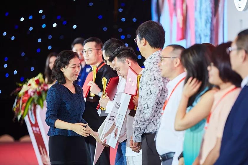 1564037055161713.jpg 孟.jpg